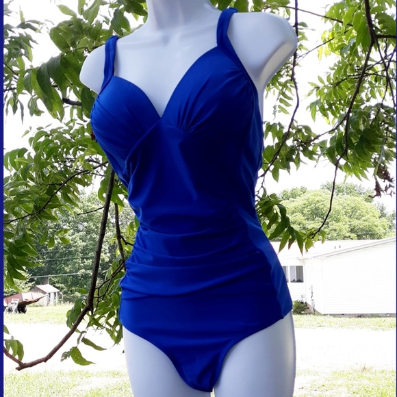 B'eautique Other - 💟HP💟Gorgeous Royal Blue One Piece Swimming Suit